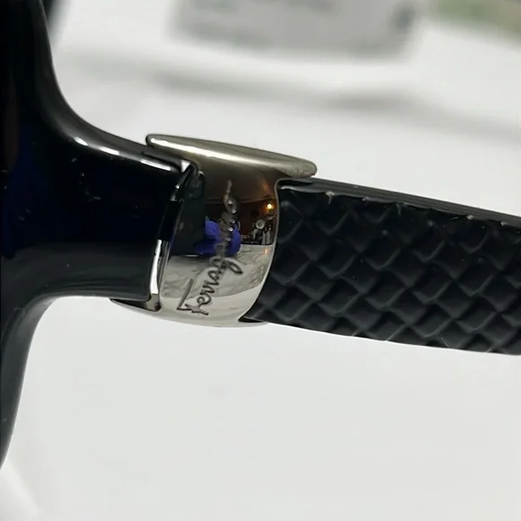 SALVATORE FERRAGOMO BLACK SUNGLASSES NWT - Picture 14 of 16